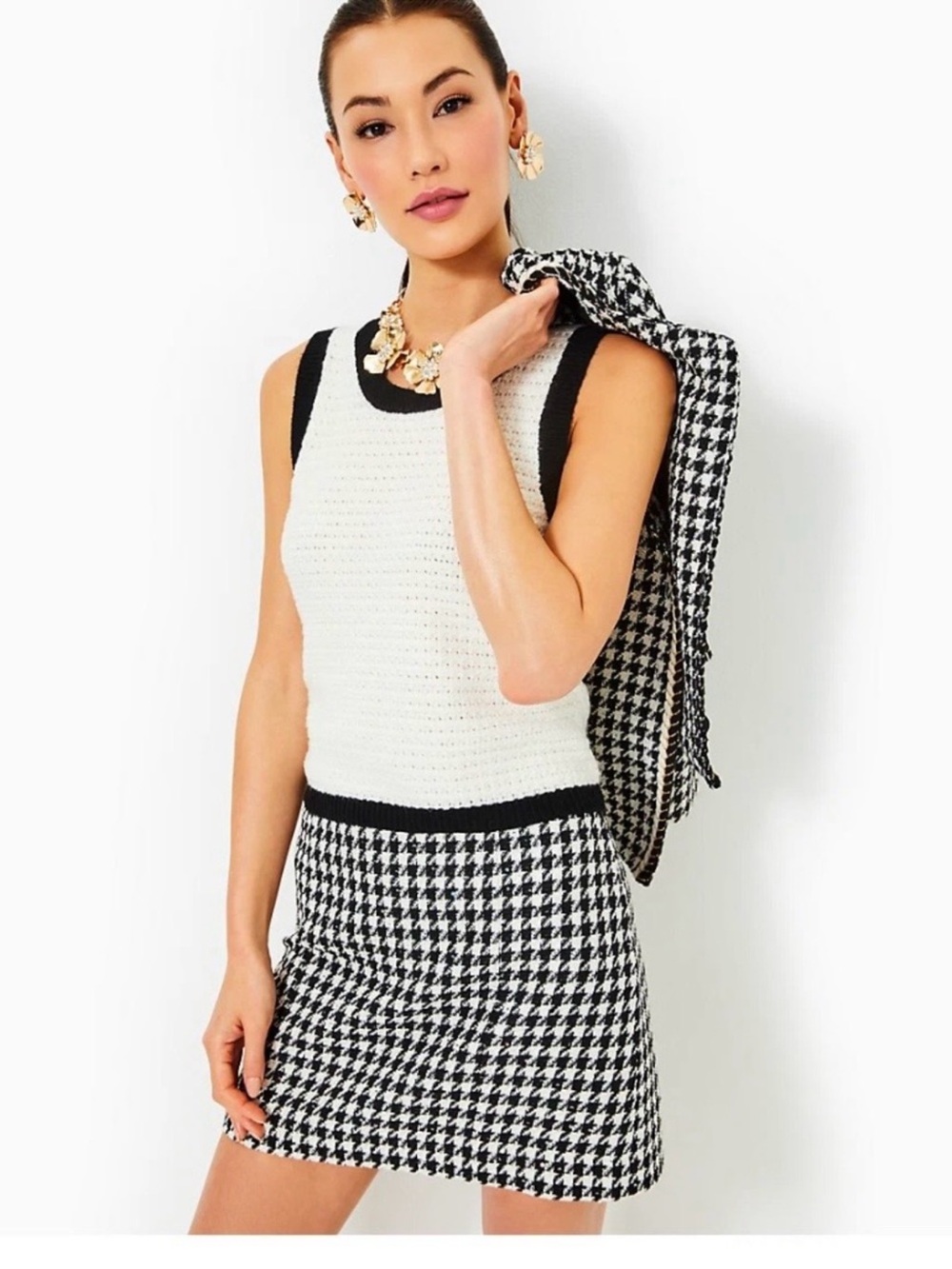 Lilly Pulitzer Kels Mini Skirt in Noir Houndstooth Sequin Boucle EUC